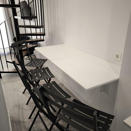 Aparthotel Capuchinos 31 Malaga Zewnętrze zdjęcie