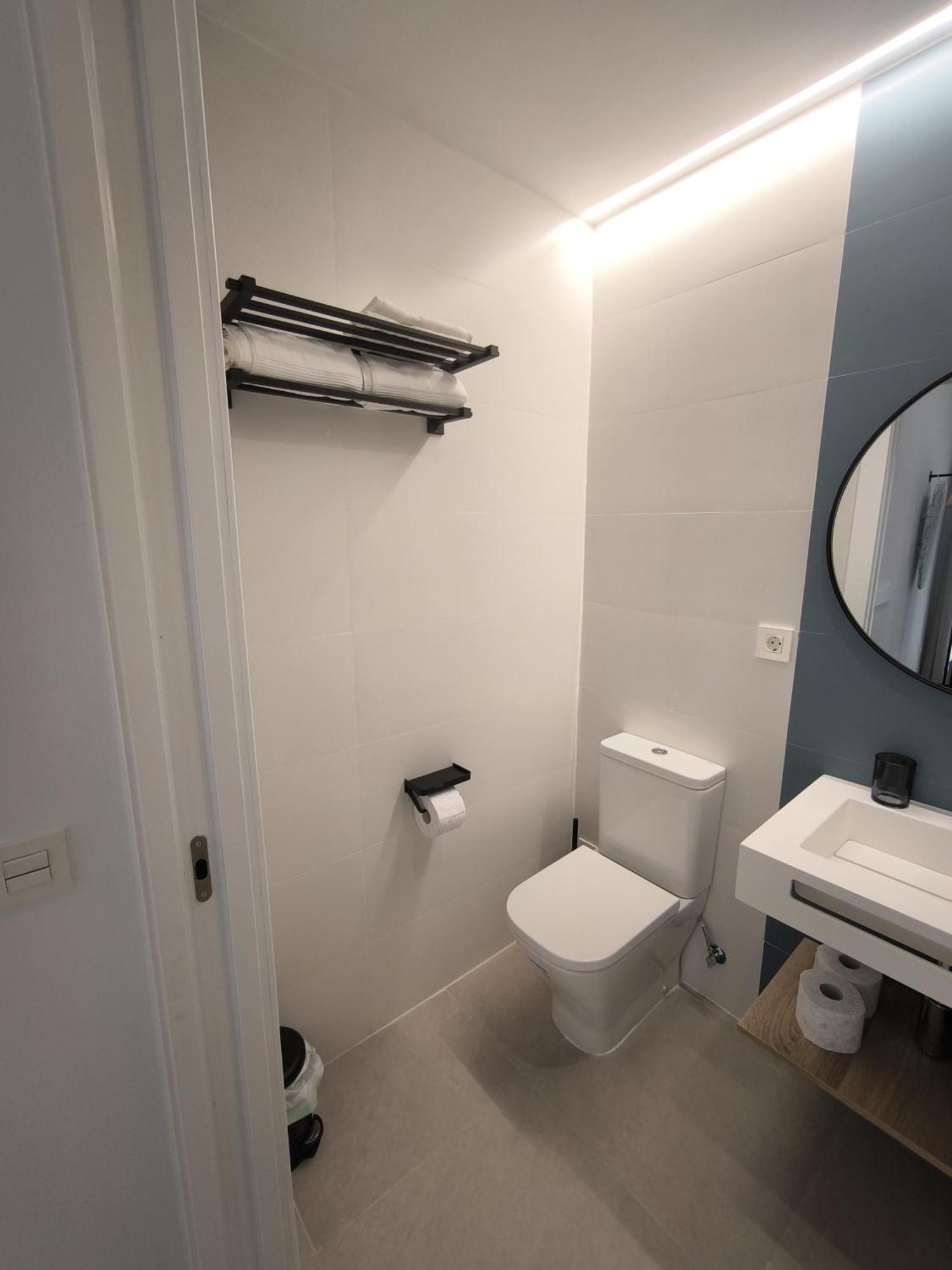 Aparthotel Capuchinos 31 Malaga Zewnętrze zdjęcie