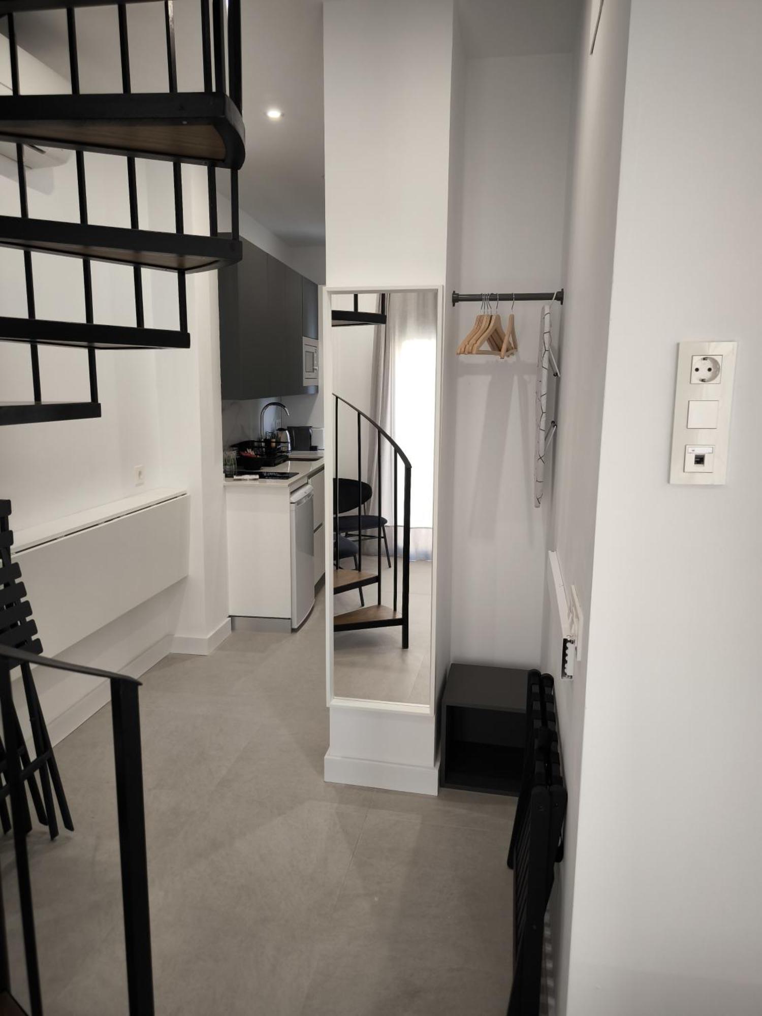 Aparthotel Capuchinos 31 Malaga Zewnętrze zdjęcie