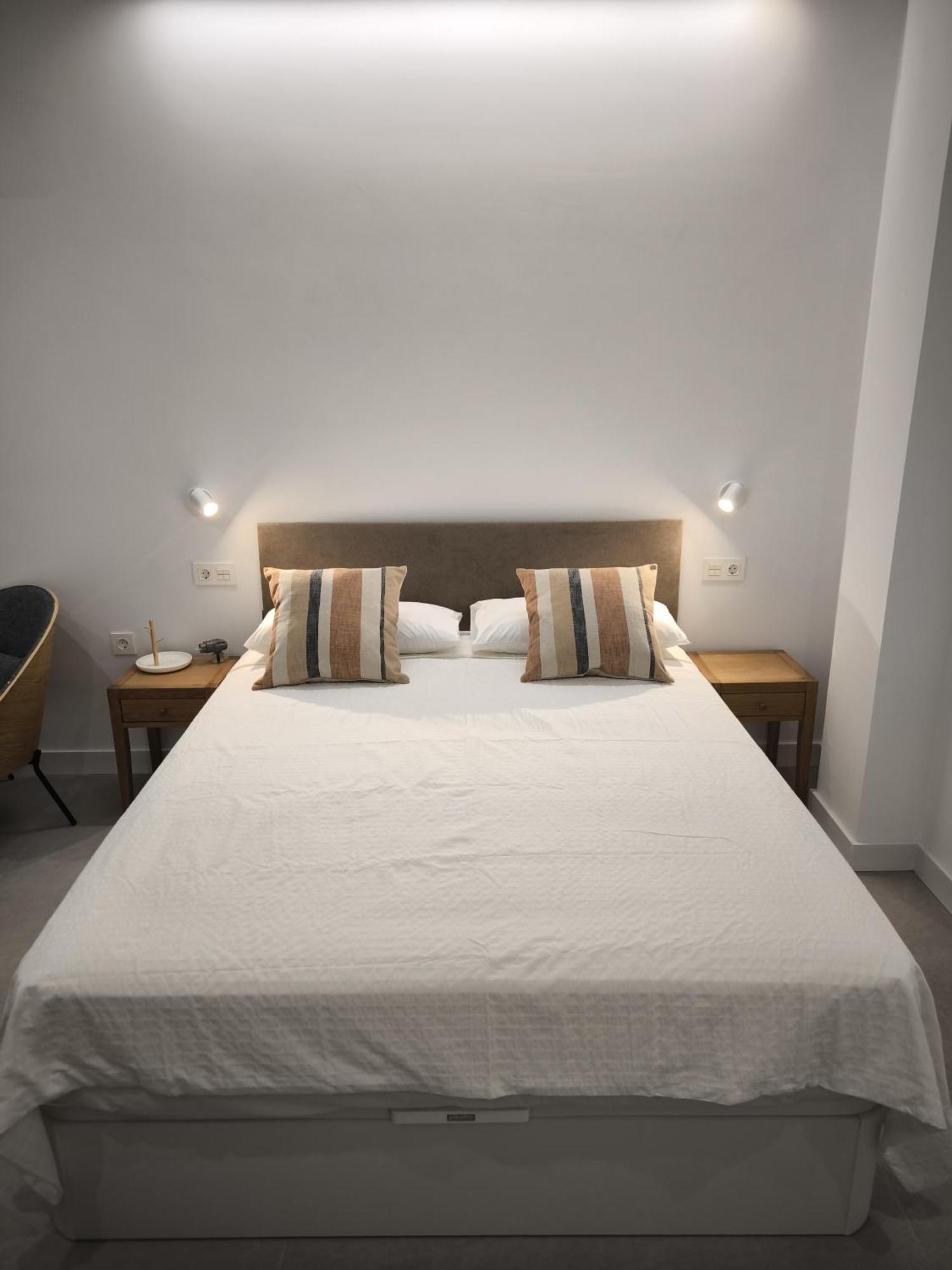 Aparthotel Capuchinos 31 Malaga Zewnętrze zdjęcie