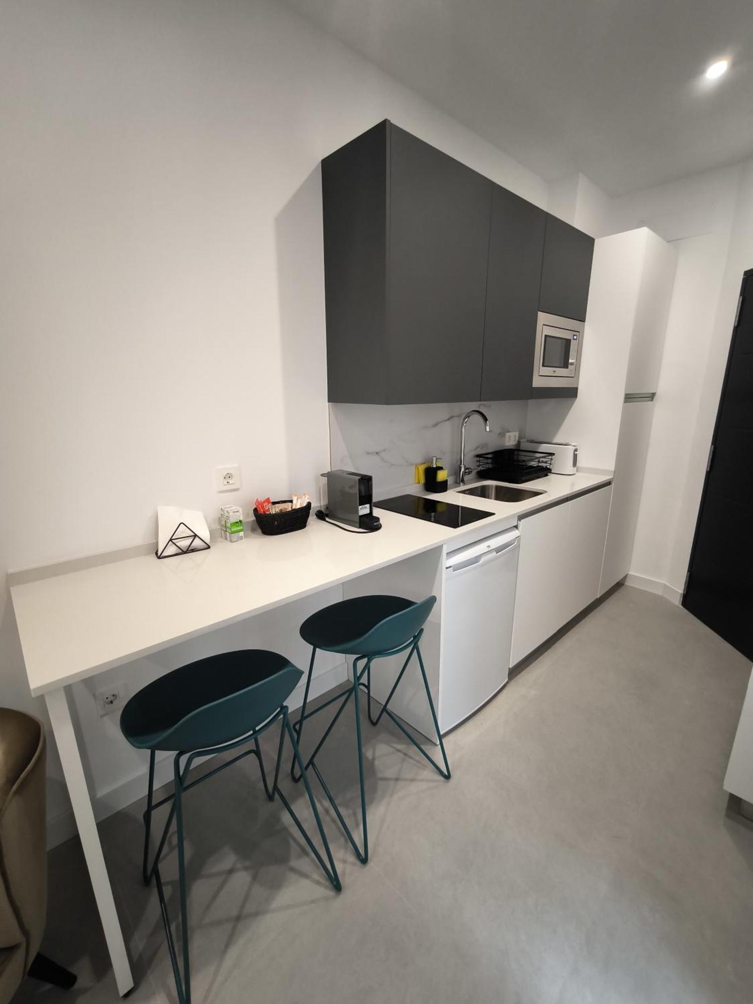 Aparthotel Capuchinos 31 Malaga Zewnętrze zdjęcie