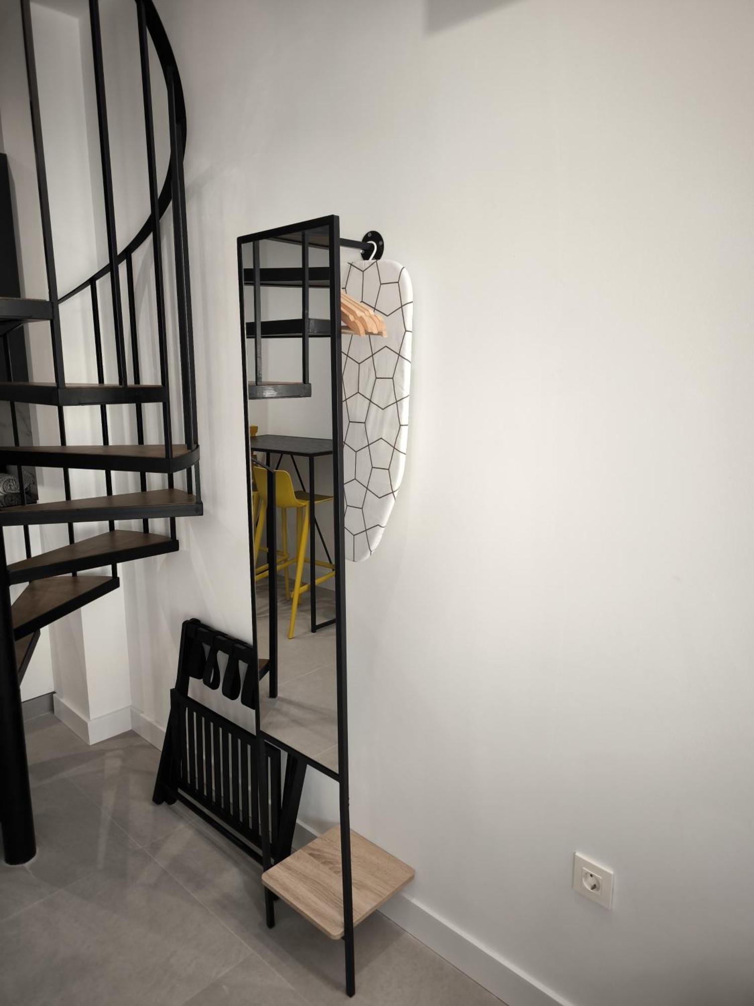 Aparthotel Capuchinos 31 Malaga Zewnętrze zdjęcie