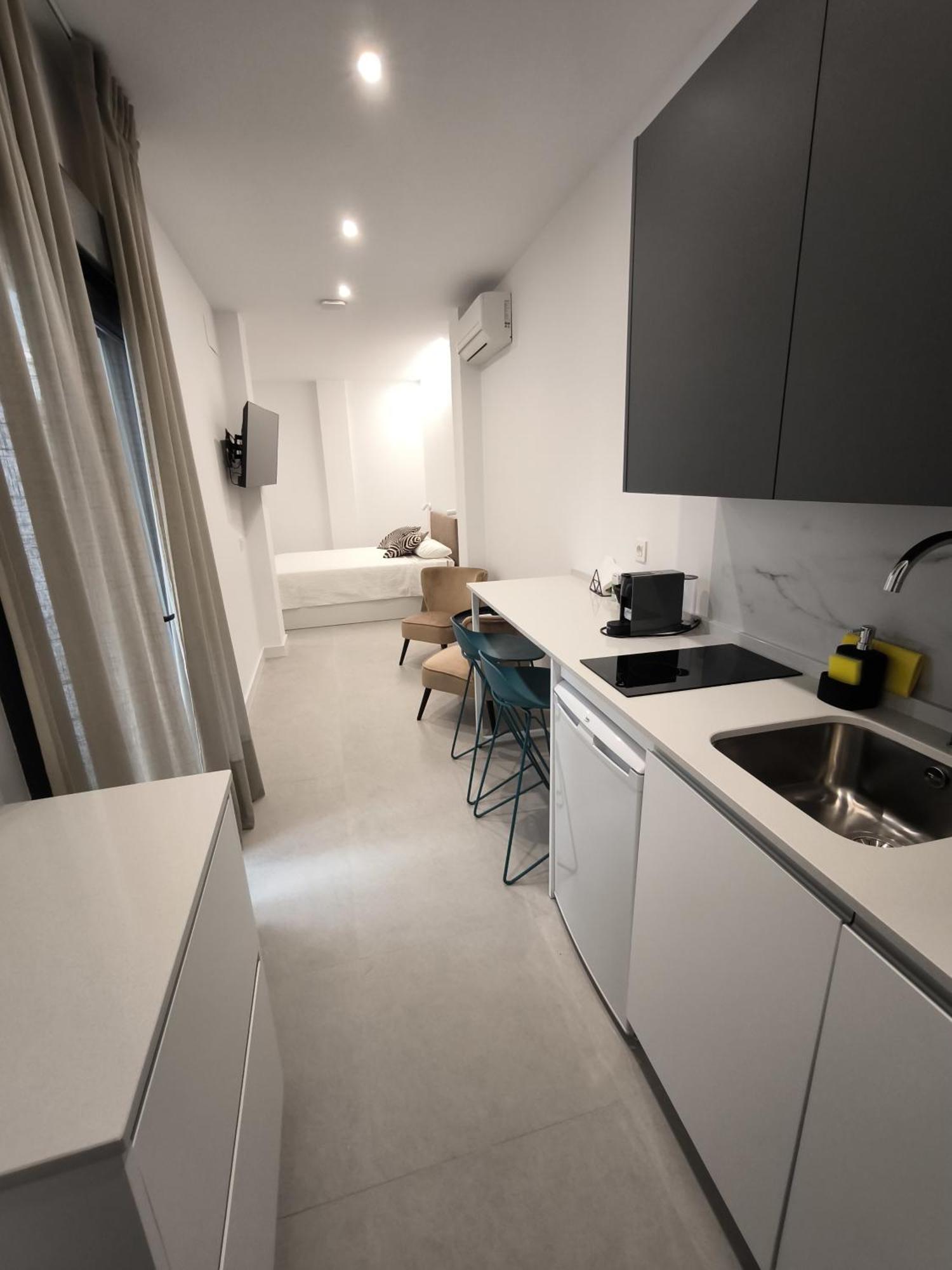 Aparthotel Capuchinos 31 Malaga Zewnętrze zdjęcie