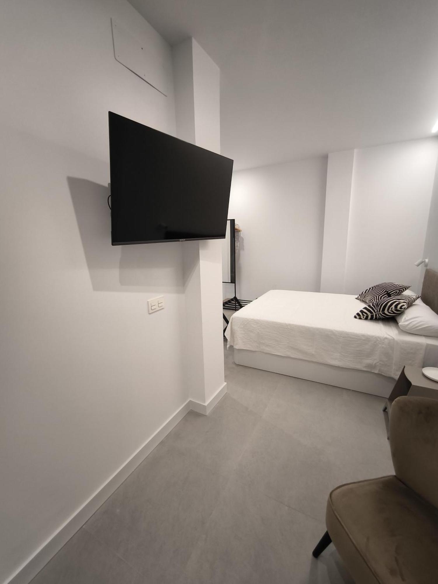 Aparthotel Capuchinos 31 Malaga Zewnętrze zdjęcie